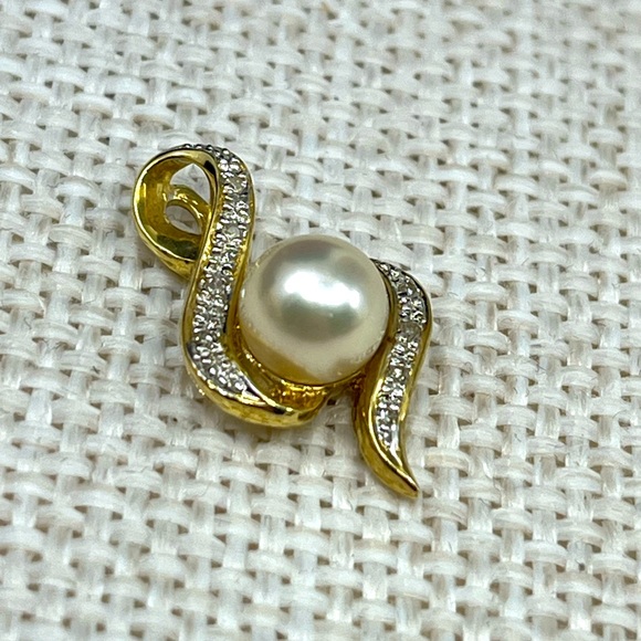 Jewelry - ✨ Vintage 14K Gold Akoya Pearl Pendant – 585 CSL Estate Jewelry